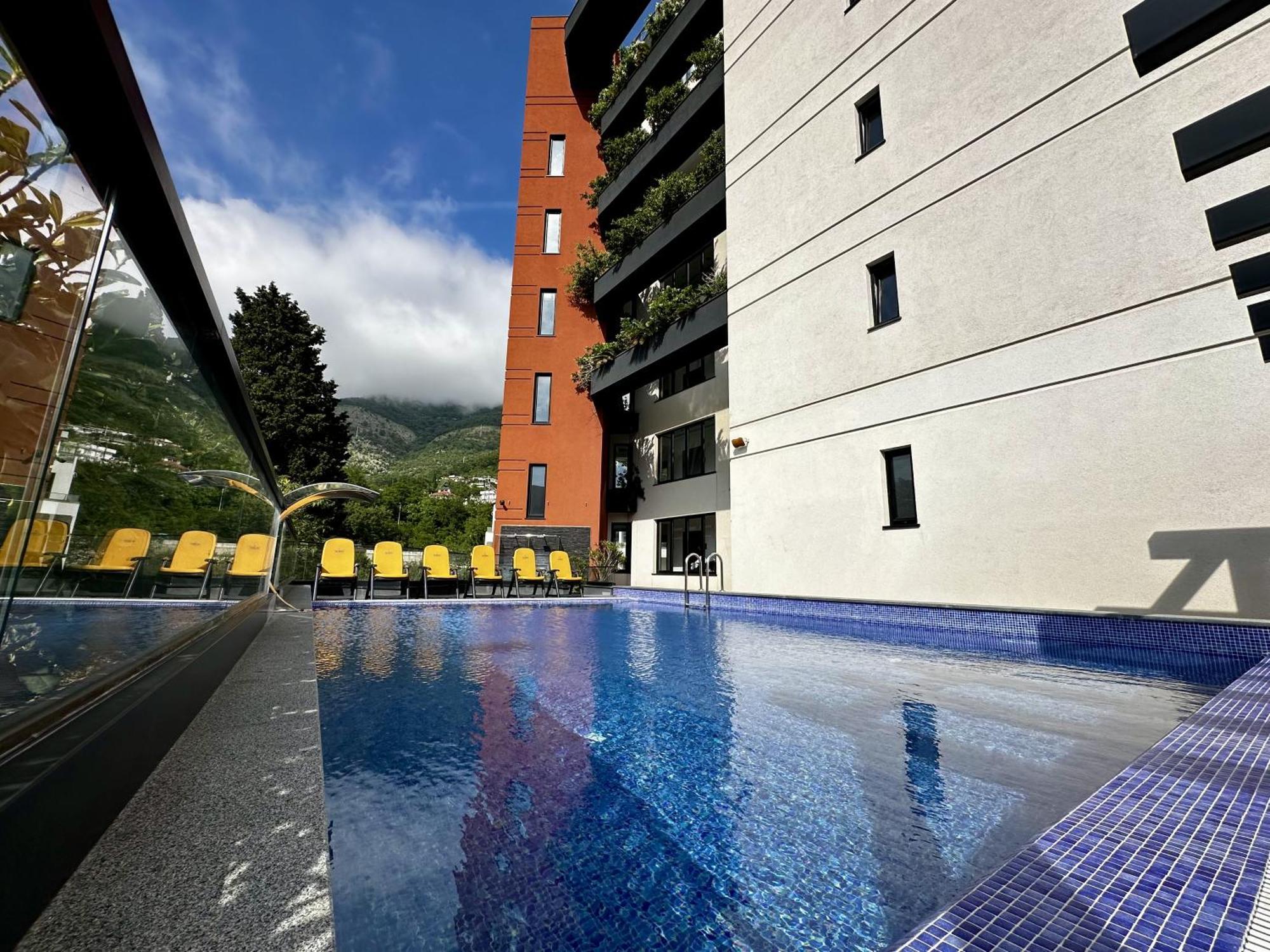 Hotel Del Medio Sutomore Eksteriør billede